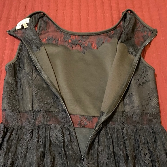 Francesca’s Black Lace Dress with Cutouts at Shoulders/Waist/Hem Large - Picture 3 of 11
